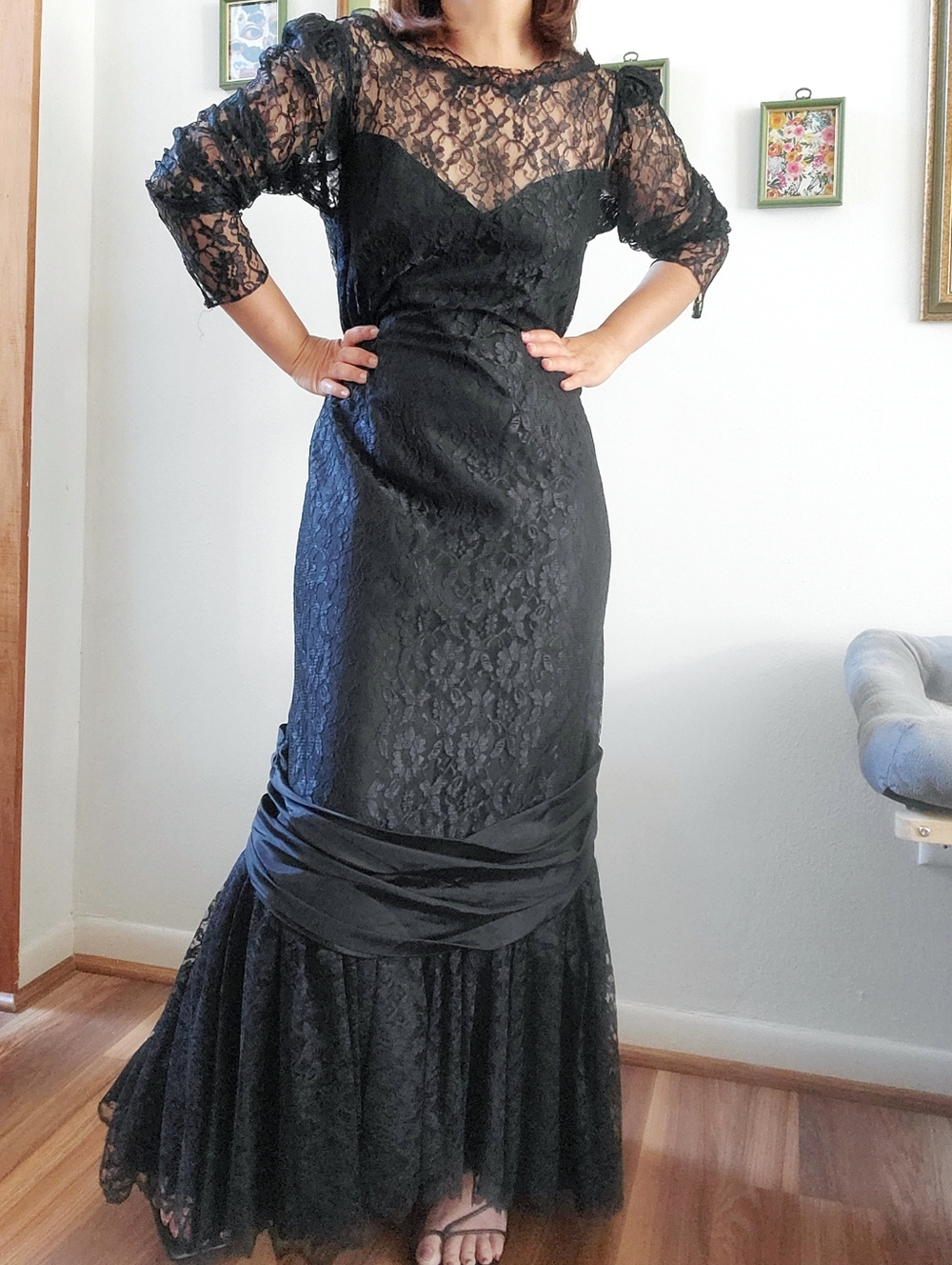 Vintage Black Lace Evening Dress